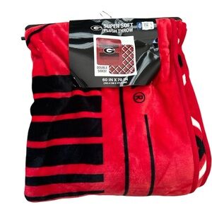 UGA Georgia Bulldogs Collegiate Super Soft Double Sided Plush Throw 60” x 70”